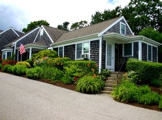 195 Crowell Rd #1, Chatham, MA 02633