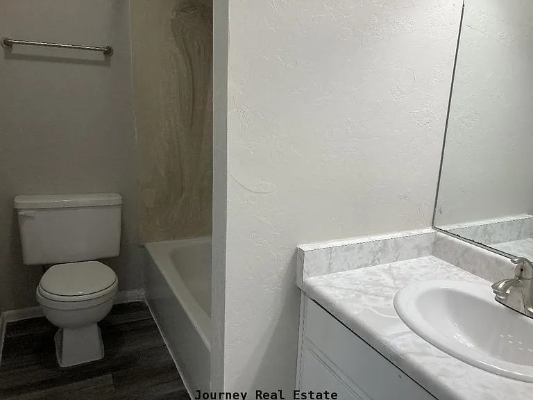 312 Bridge St — Photo 8