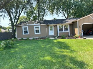 814 Trenton Pl, Lansing, MI 48917