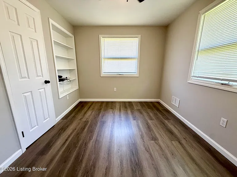 5303 Hosta Ln — Photo 5