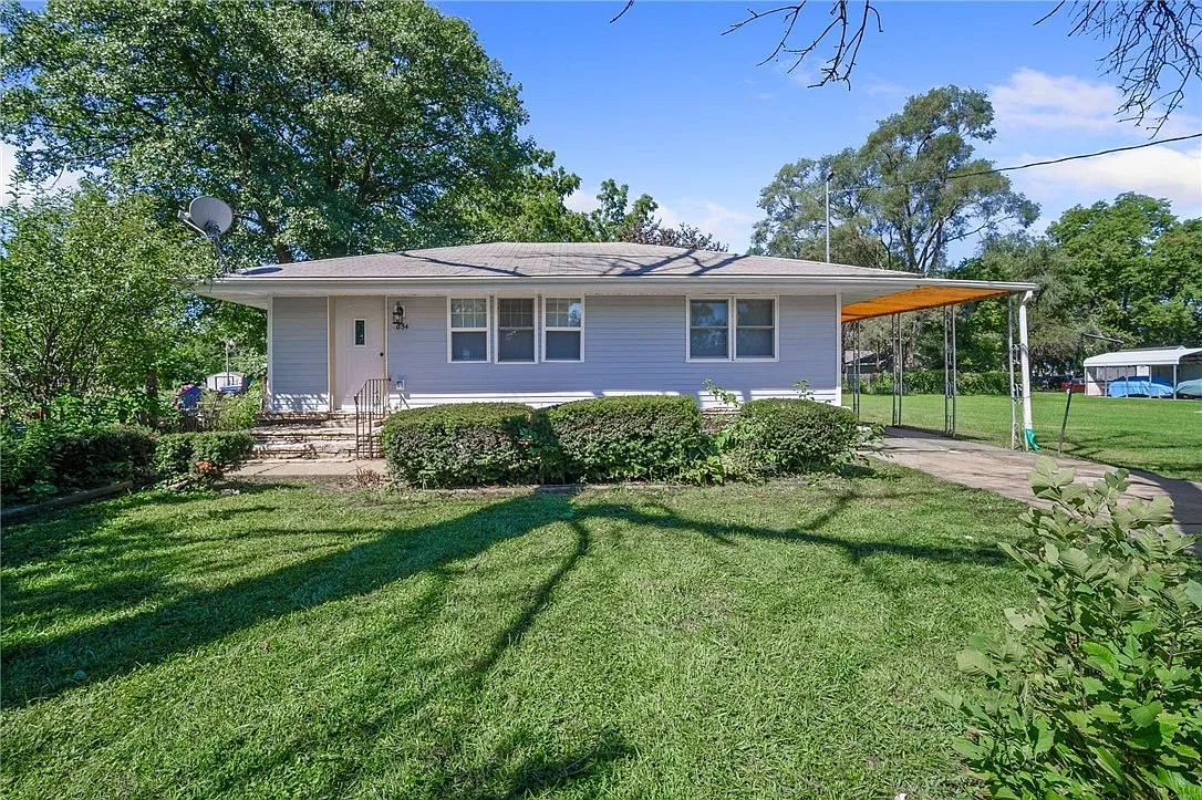 3 bed, 1400 sqft, $1,699 — Photo 4