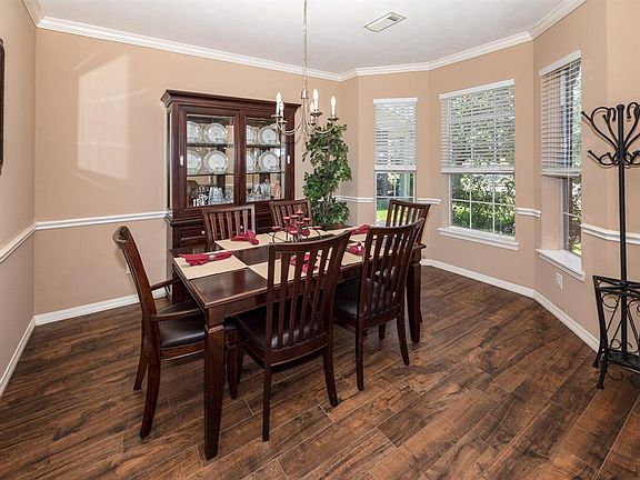4th image of 6159 Warrington Ln