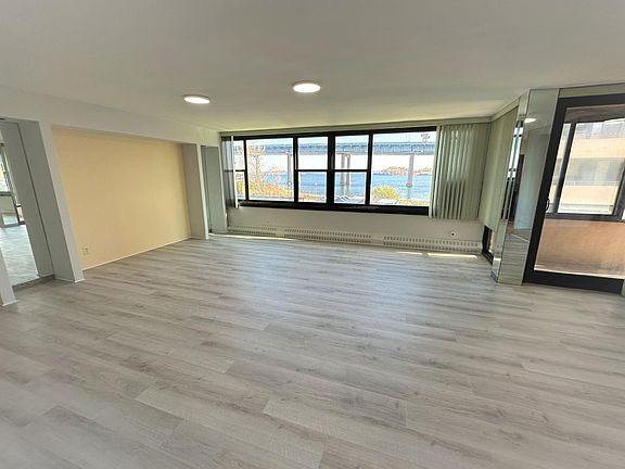2nd image of 16801 12th Ave APT 3D