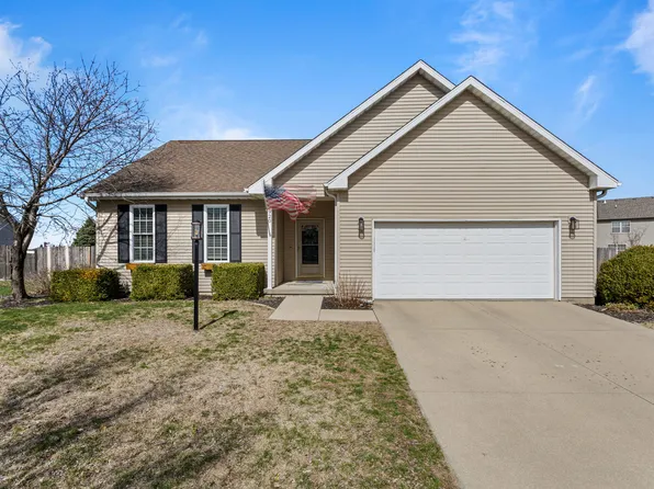 3920 Trailway Dr, Champaign, IL 61822