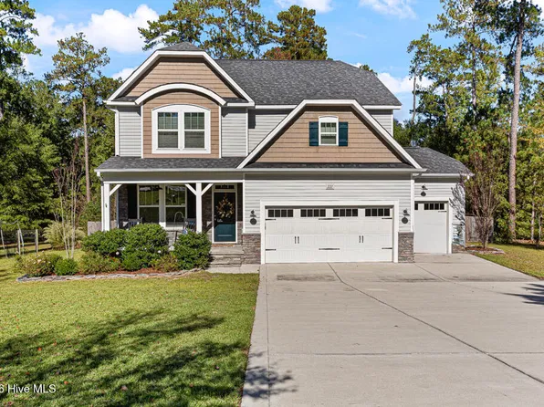 221 Pristine Court, West End, NC 27376