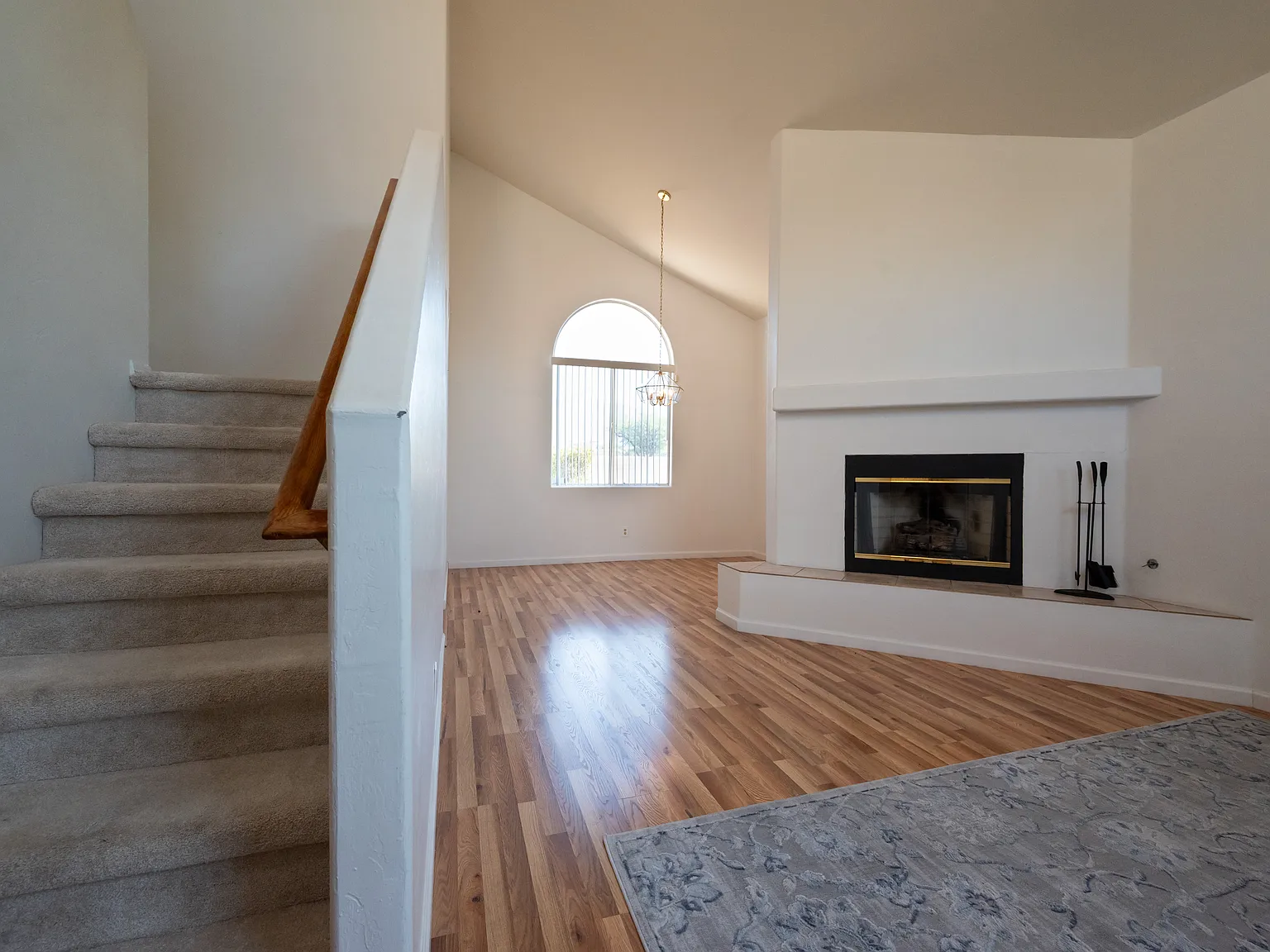 3 bed, 1831 sqft, $2,500 — Photo 3