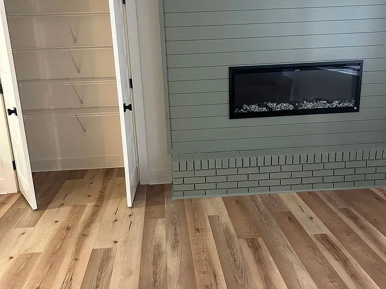 230 13th Avenue Pl NW #6 — Photo 11