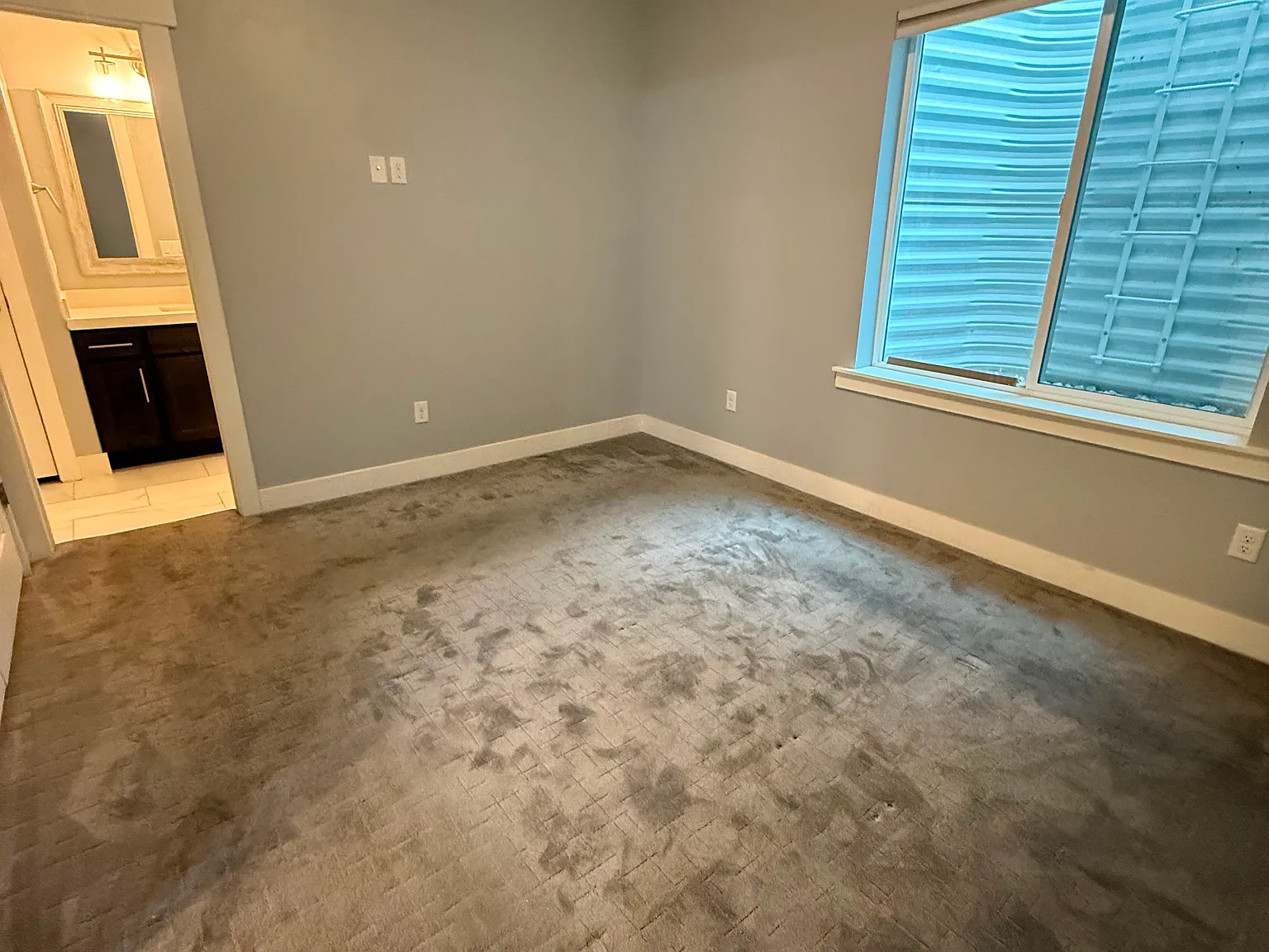2 bed, $2,100 — Photo 3