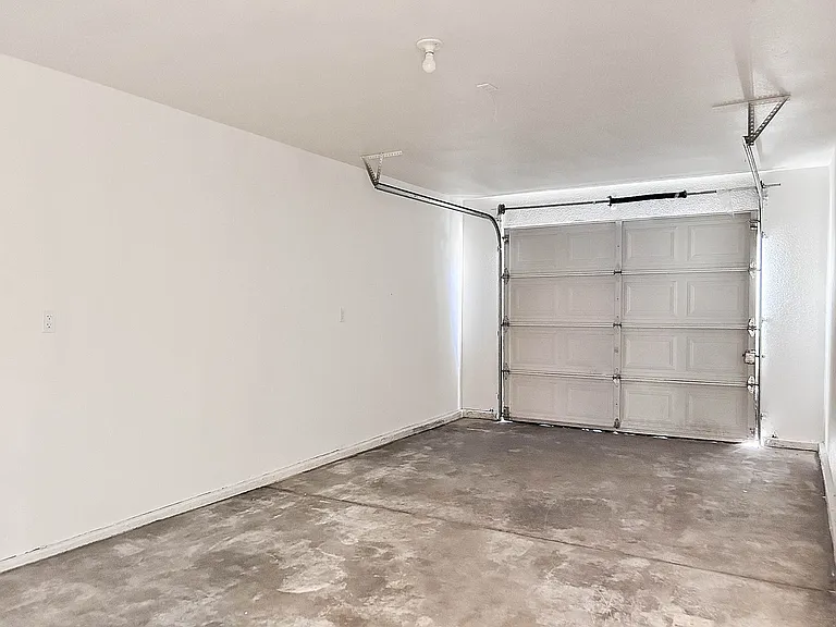 480 Posada Way — Photo 16