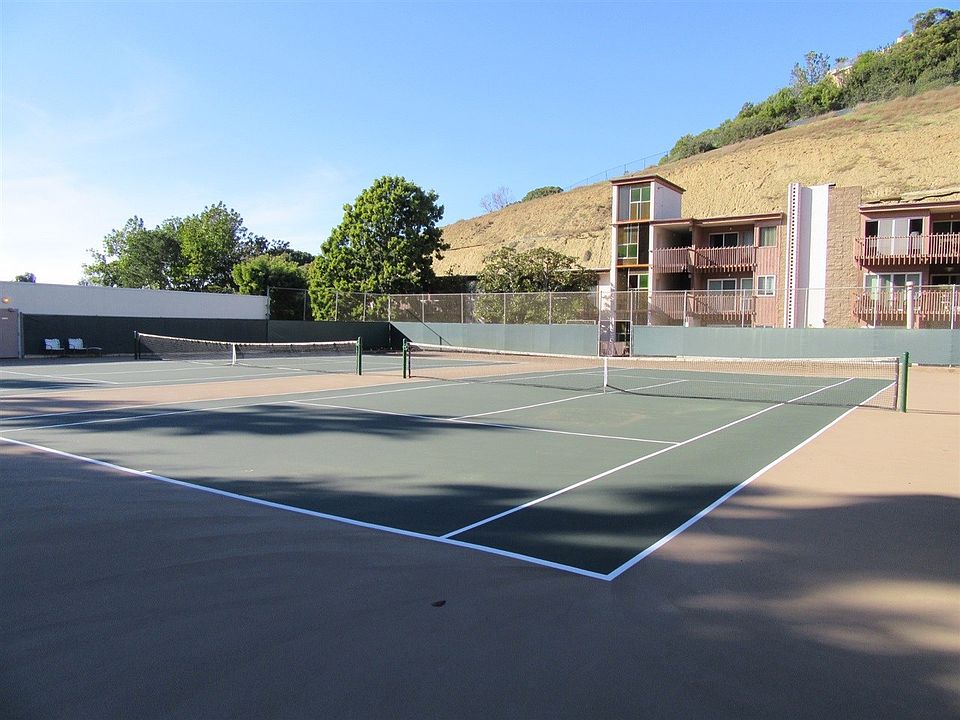 2nd image of 2600 Torrey Pines Rd APT A34
