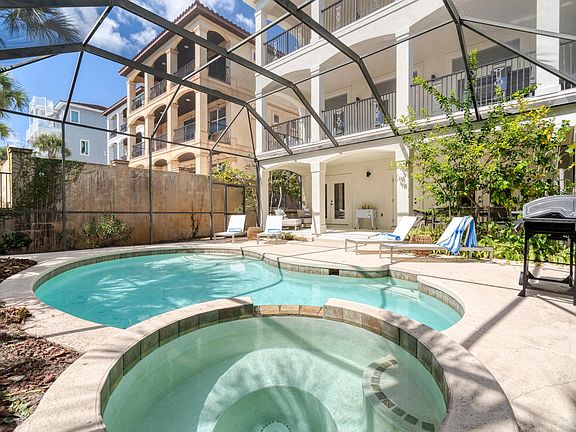3rd image of 34 Spyglass Dr