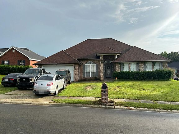 2nd image of 8035 Pinecliff Cv