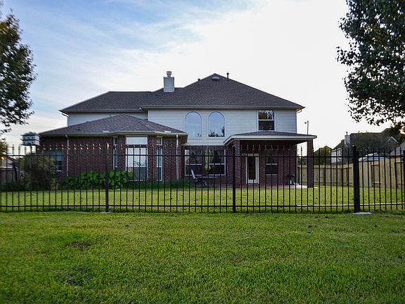 5th image of 430 Overlook Dr