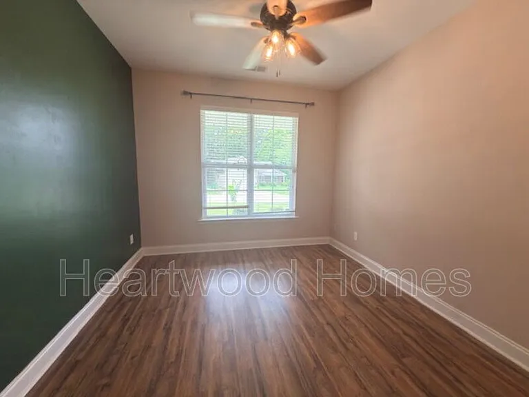 249 Blythe Creek Dr — Photo 31