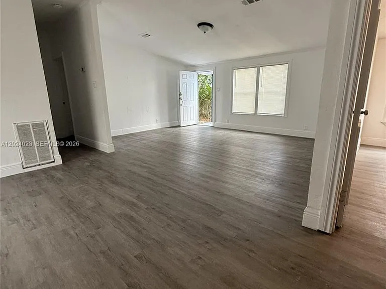 2731 SE 15th St #2731 — Photo 8