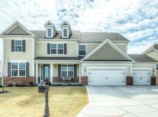 624 Savannah View Way, Town and Country, MO 63017