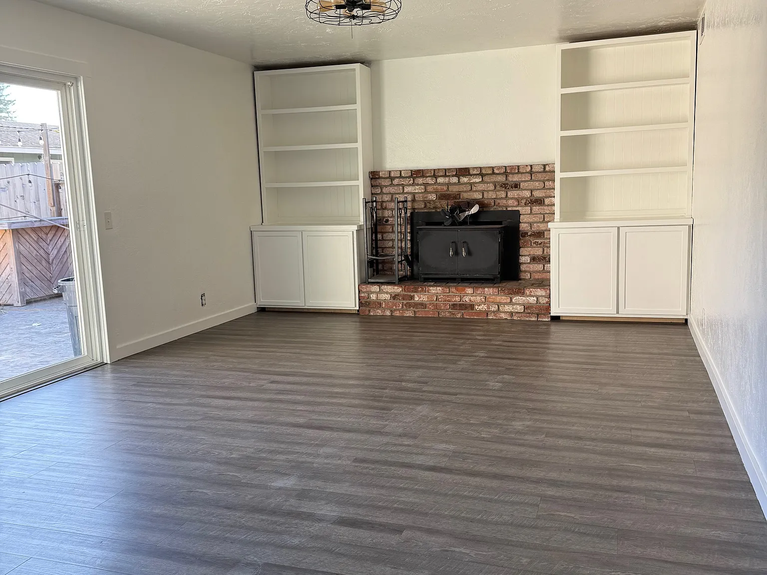 3 bed, 1600 sqft, $2,600 — Photo 4
