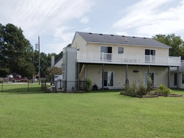 220 Riverview Ave, Camden, NC 27921