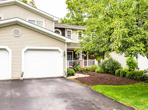 216 Amber Ln, East Stroudsburg, PA 18301