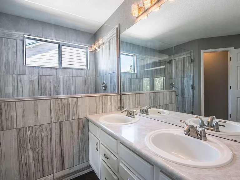 1275 S Boyero Ct — Photo 5