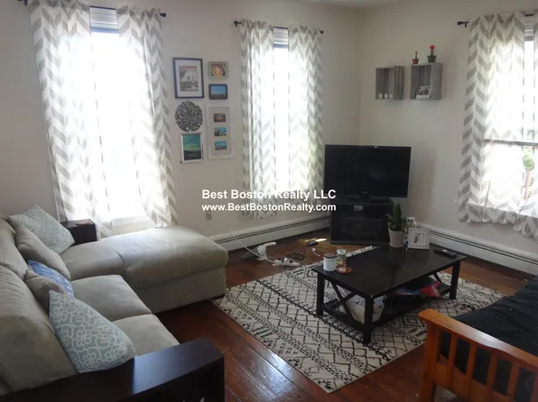 423 Franklin St APT 3L, Cambridge, MA 02139