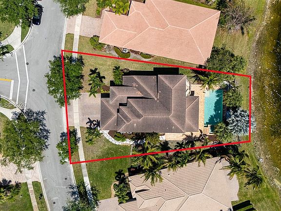 2nd image of 12300 NW 77th Mnr
