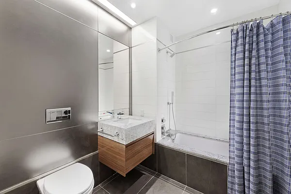 Rented by Compass | media 9