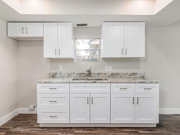 5th image of 6542 Wayne St #B