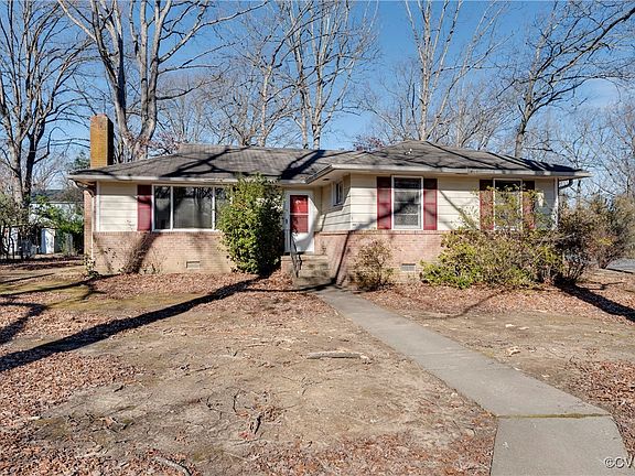 5th image of 2040 Woodmont Dr