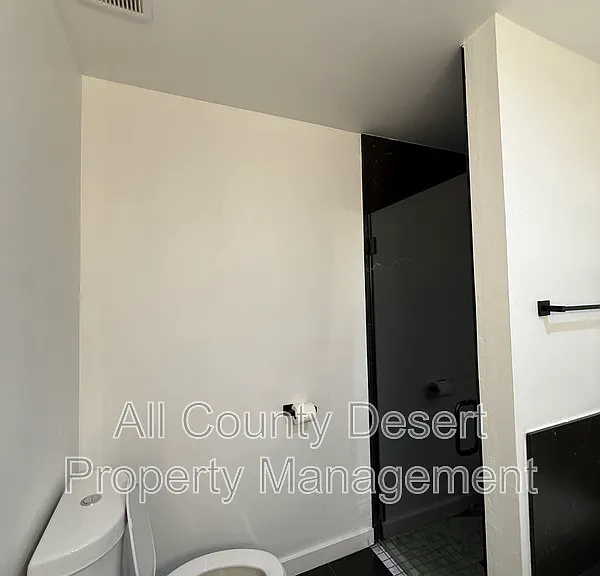 46075 Ocotillo Dr #4 — Photo 12