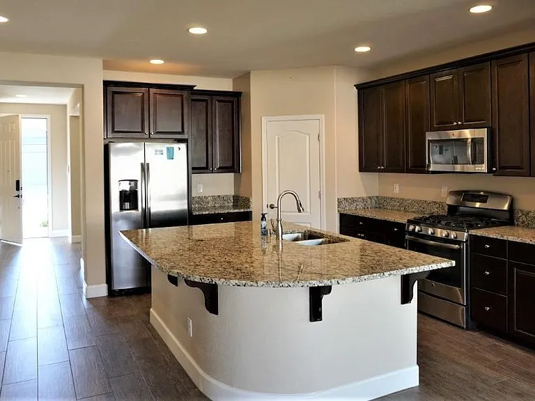 10119 Mesa Cortona Dr — Photo 9
