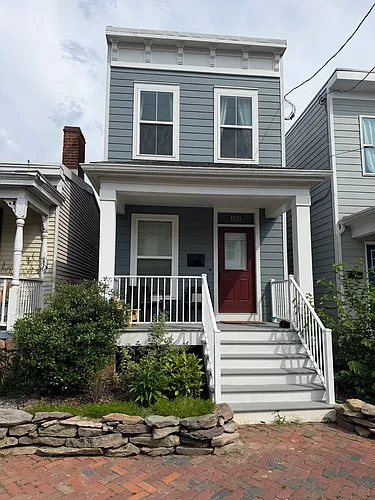 1121 N 27th St Photo 1