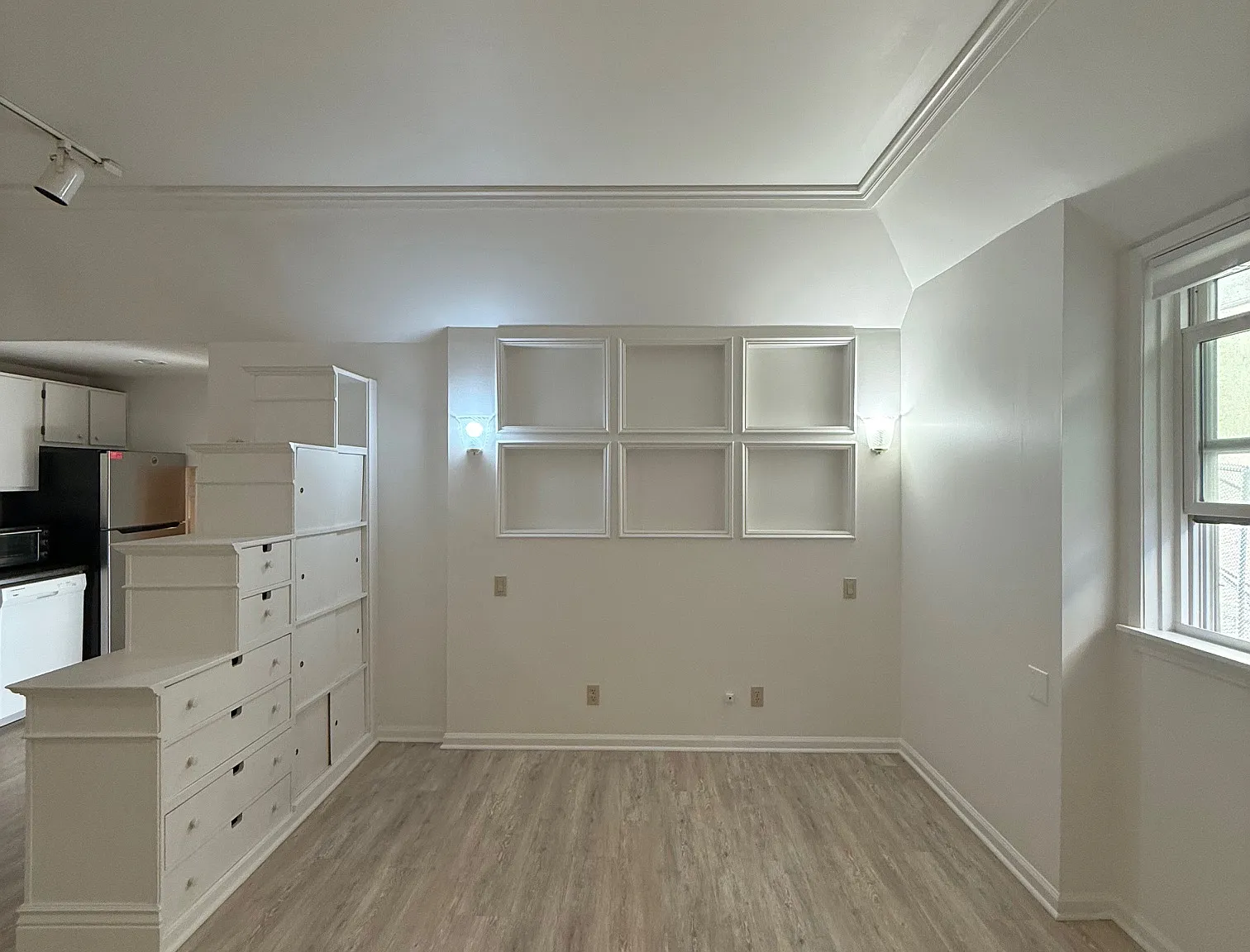 Studio, 1.5 bath, $3,800 — Photo 3