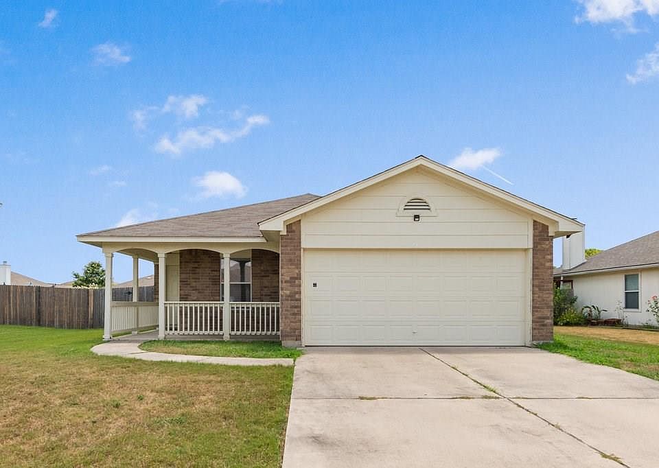 1st image of 315 McCoy Ln
