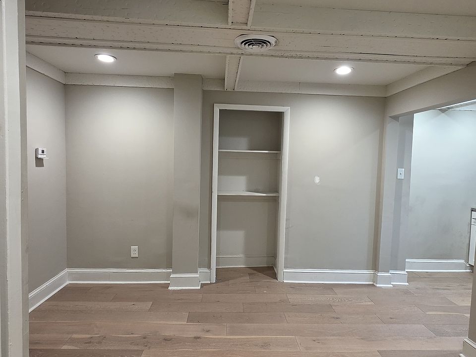 1st image of 901-0 Clinton St #3