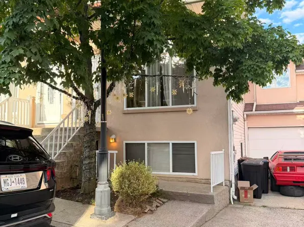 29 Cardinal Ln #1, Staten Island, NY 10306