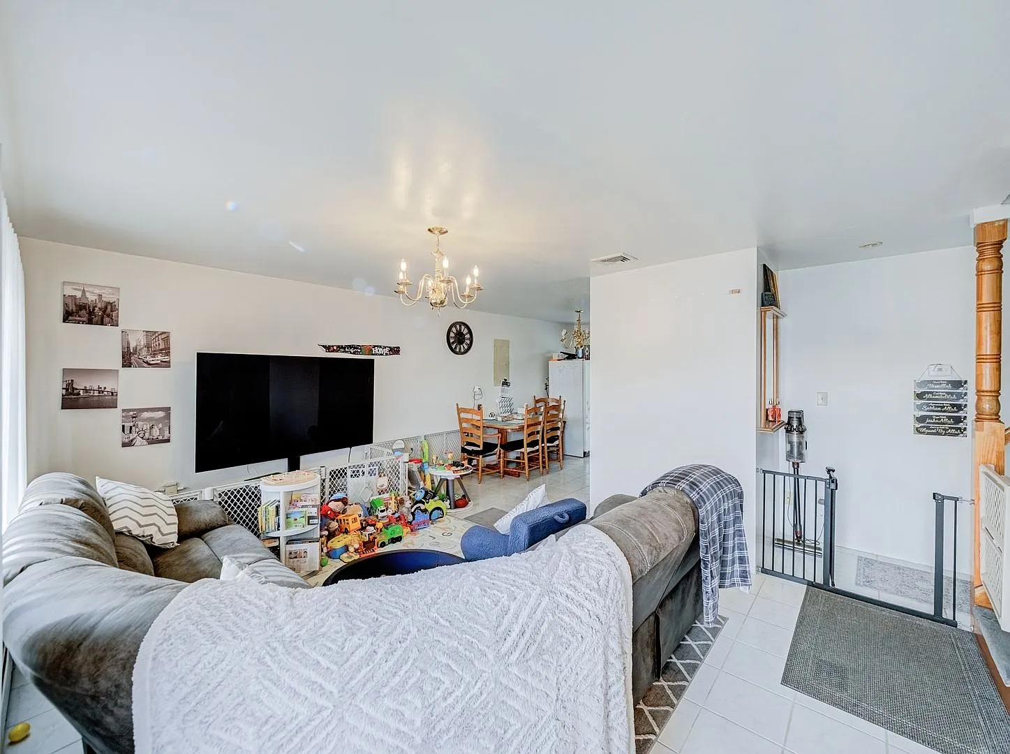74 Markowitz St — Photo 3