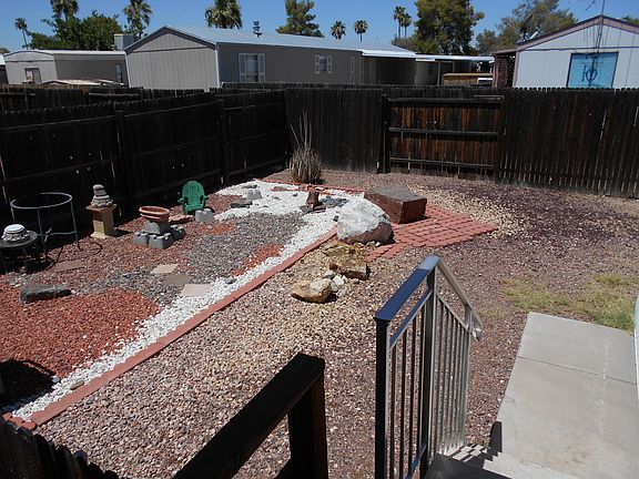 2nd image of 8427 W Glendale Ave Lot 3