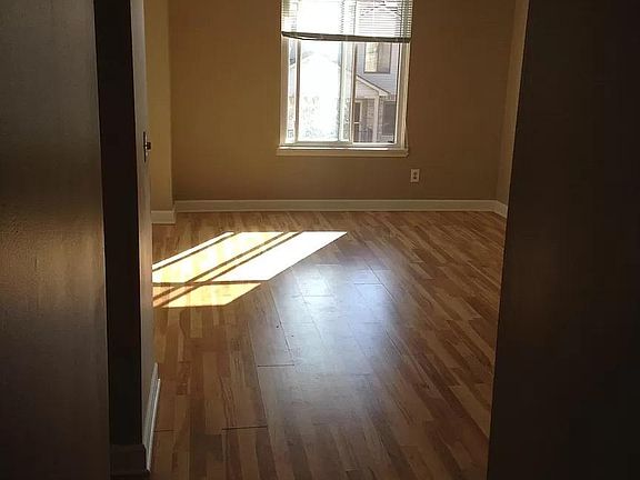 5th image of 20930 Flora St #1
