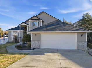615 SE Alderwood Ct, Pullman, WA 99163