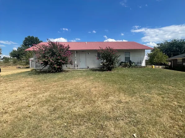 1208 NW Gaye St, Kingston, OK 73439