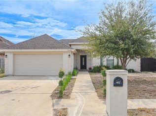1368 Garden Dr, Mission, TX 78572