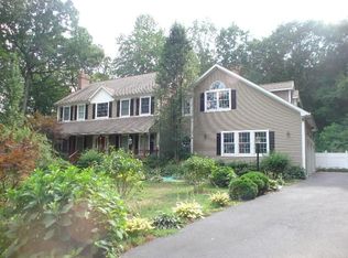 33 Nature Ln Shelton Ct 06484 Zillow