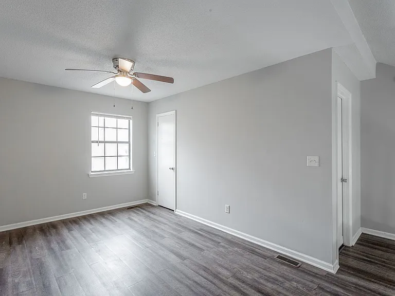 Amberwood Chalet: Modern Comfort in Chattanooga — Photo 38