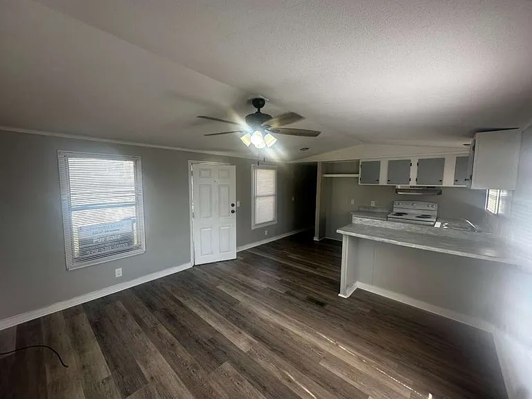 Magnolia Ridge — Photo 31
