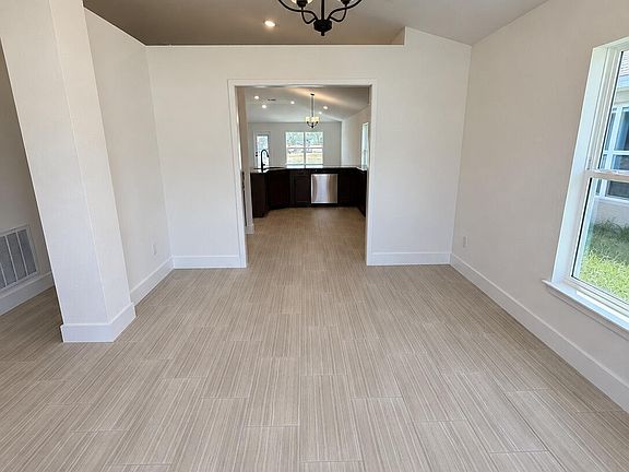 4th image of 11594 Grace Rd
