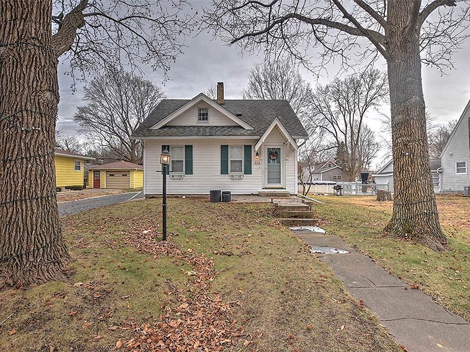 630 N North St, Argenta, IL 62501 Zillow