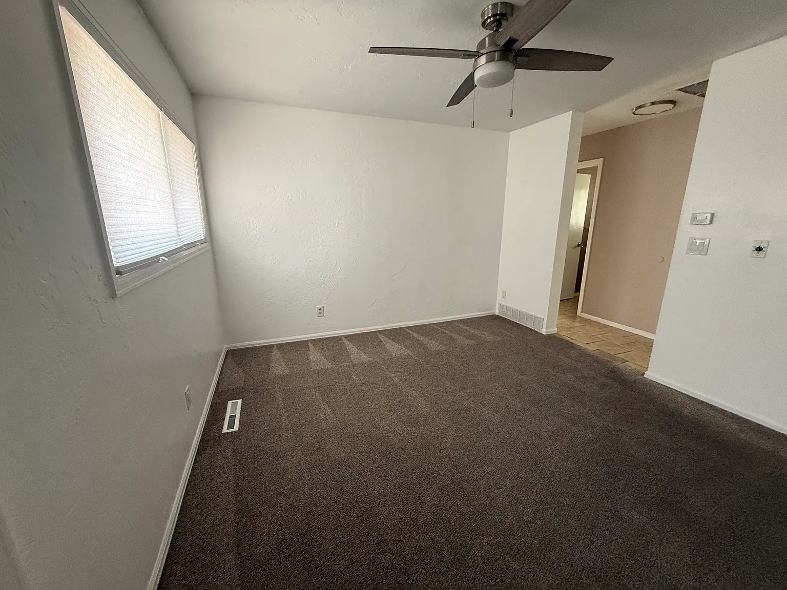 3 bed, 1742 sqft, $2,500 — Photo 3