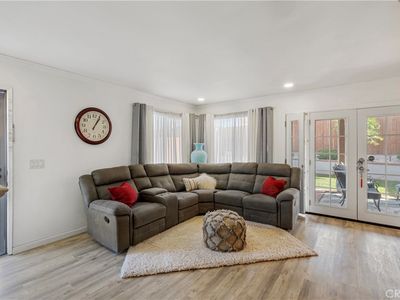 1233 Sunkist Cir, Corona, CA, 92882