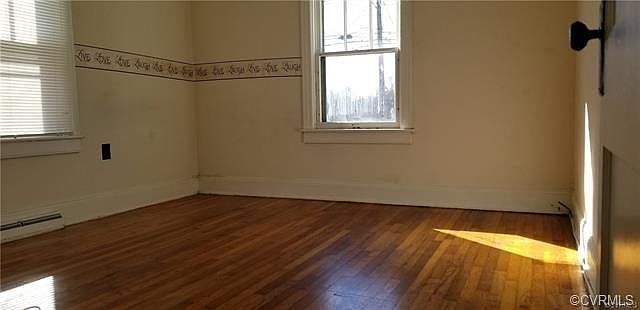 2nd image of 231 Summit St